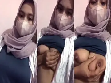 Bokep Hijab Zilla Pap Payudara poster