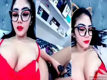 Sandra Indo VCS Elus Nenen Mulus Memek Becek poster